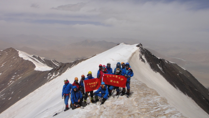 温旭等-青海玉珠峰-2014