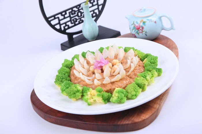 08-莲合凝香肉饼百合莲子蒸肉饼-04