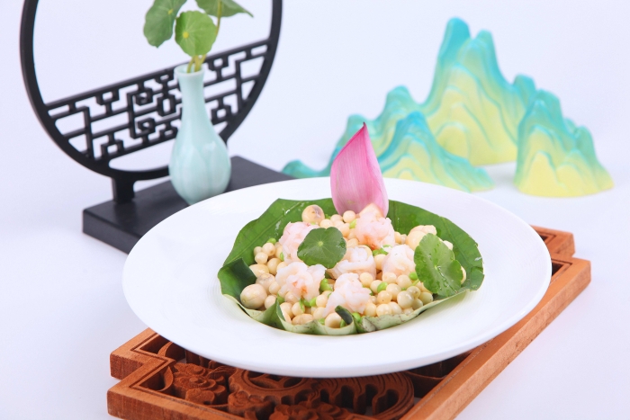 12-水乡双珠炒虾仁-莲子鸡头米炒虾仁-05