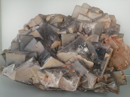 结晶学与矿物学实验室-萤石