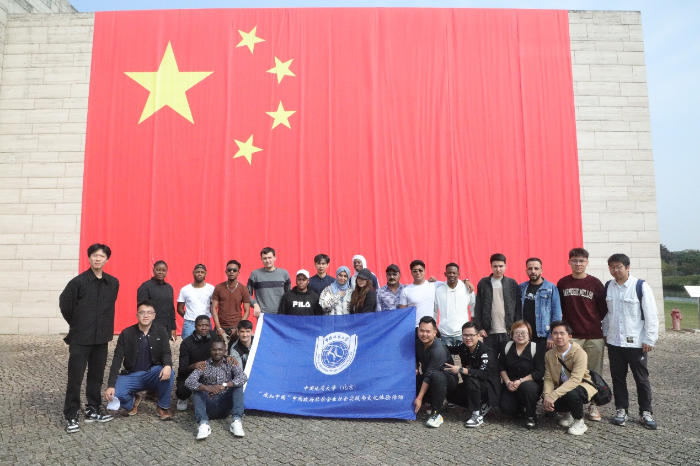 图参观良渚博物馆合照