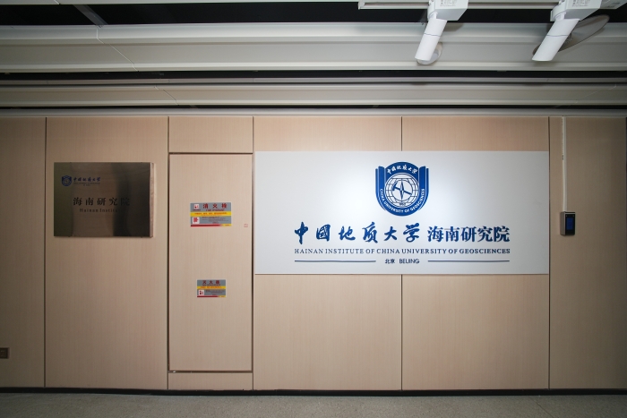 bc2c0cf31516e7c1e98acd0a2595f94