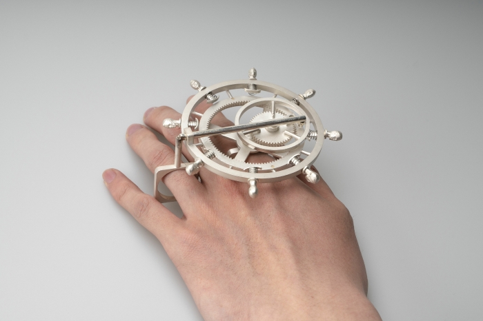 敏感（手部表现）