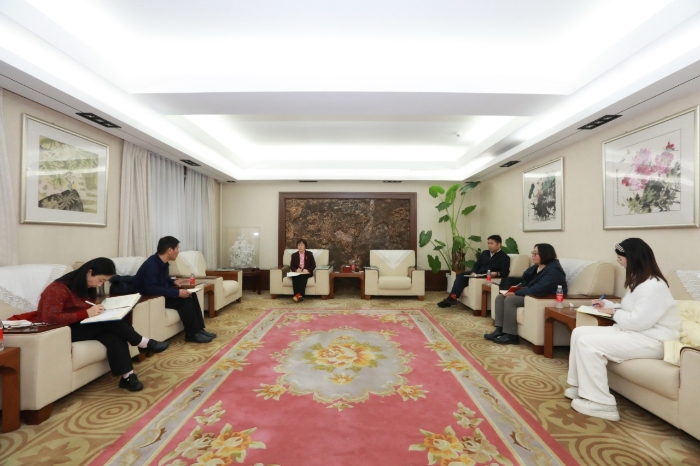 536bb90842f402755618369152858071