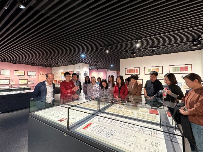 人大家书博物馆参观2