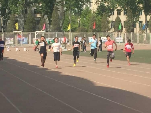 全力冲向终点