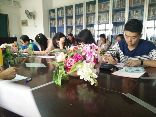 各个同学做笔记