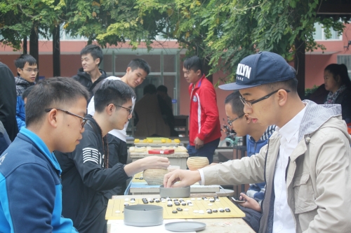 参赛选手五子棋对弈
