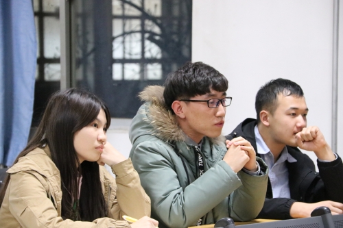 社团负责人积极提出建议