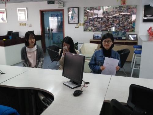 志愿者们在候场