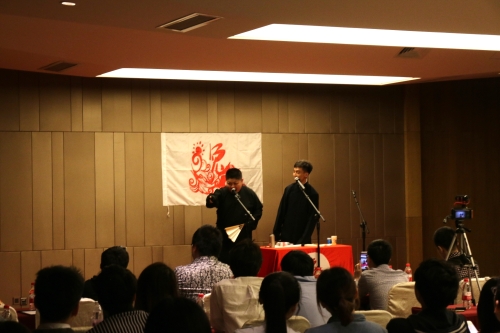 演员与观众互动