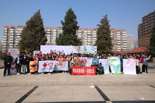 全体工作人员合影