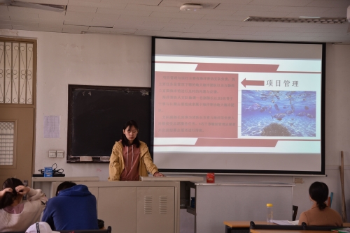 项目负责人答辩