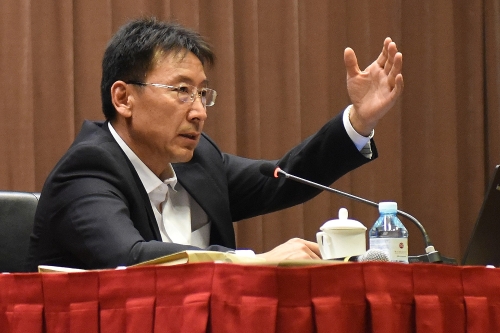 姜恩来书记为大家带来第一课