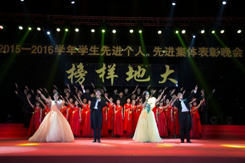 合唱《我的祖国》