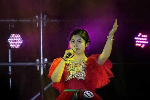 郭静怡演唱《我和我的祖国》
