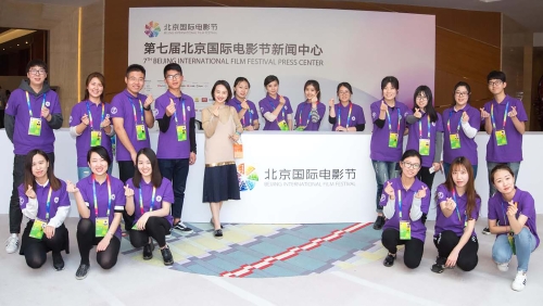 部分志愿者合影