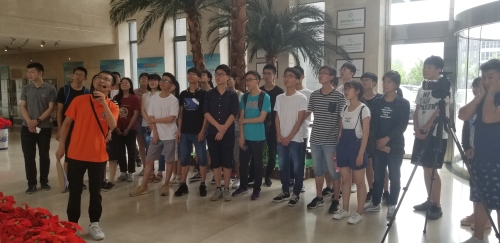 研究员为我们讲解遥感知识