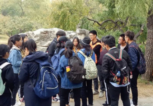 游戏点打卡完成任务