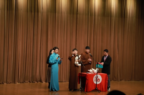 曹云金、刘云天抽取幸运观众