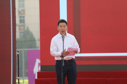 校党委副书记姜恩来致辞