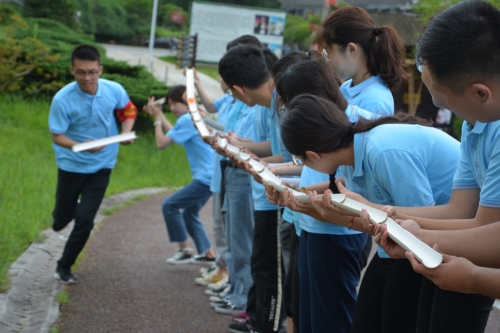 素质拓展 素质拓展