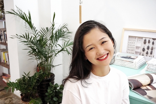 外国语学院 文艺标兵 田马丝沁